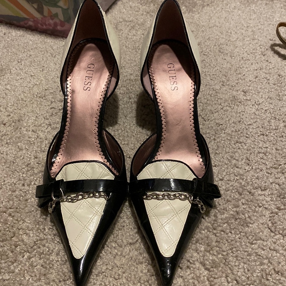 Guess pointed toe heels size 10